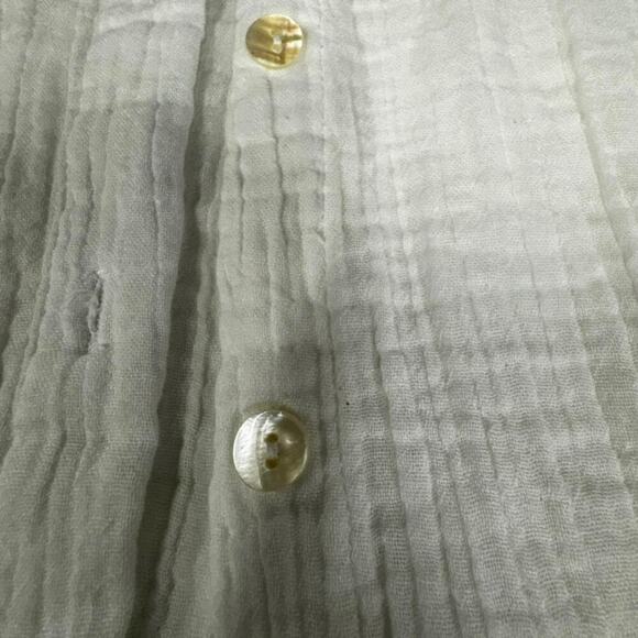 Nicole Miller White   3/4 Sleeve Artelier Embroidered Eyelet Button up Blouse M - Picture 14 of 14